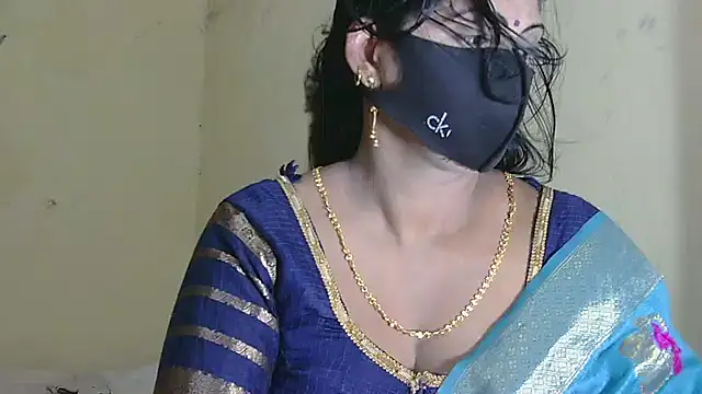 Snapshot of Lovely12streaming chatting on 26, 4, 2026 Lovely12streaming online show from 26, 4, 2026