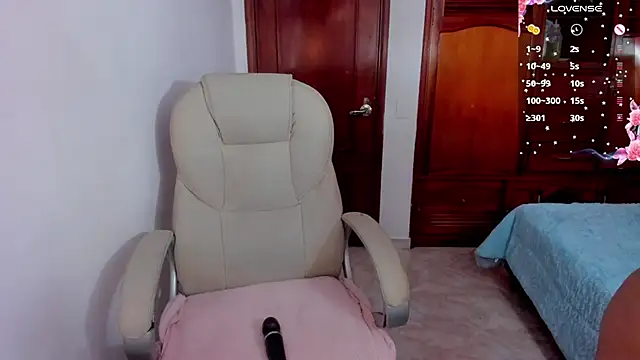 Maavca  online show from 1, 12, 2025