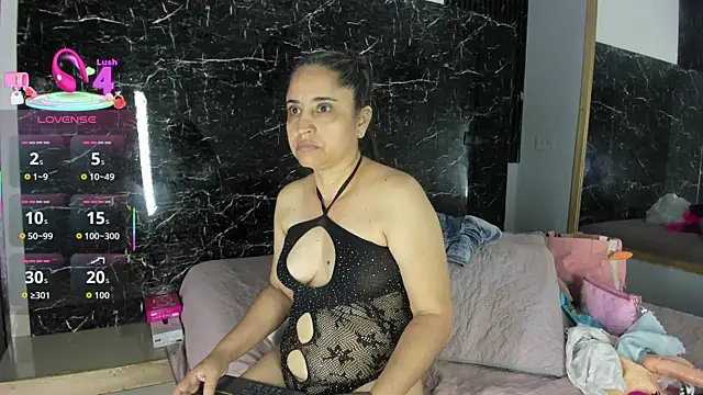 Yaya    11 online show from 14, 12, 2025