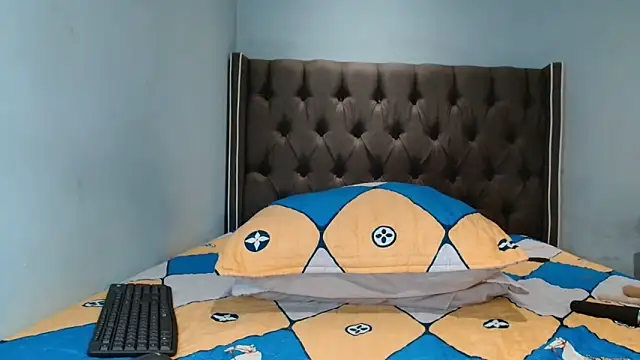 CHOCKYCHOCX2 online show from 9, 5, 2026