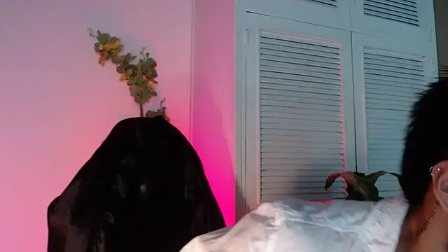 Colby brown03 online show from 10, 9, 2025