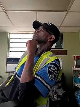 Txdarkmeat74 online show from 9, 2, 2026