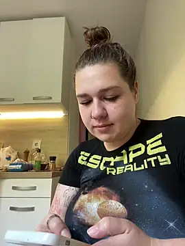 SuzieMurray online show from 1, 10, 2025