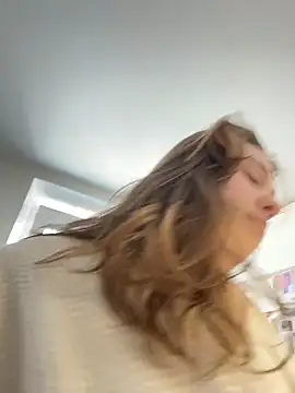 Snapshot of SuzieMurray chatting on 11, 3, 2026 SuzieMurray online show from 11, 3, 2026