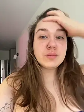 Snapshot of SuzieMurray chatting on 25, 3, 2026 SuzieMurray online show from 25, 3, 2026