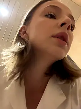 Snapshot of CaseyStar chatting on 2, 12, 2024 CaseyStar online show from 2, 12, 2024