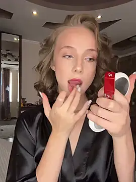 Snapshot of CaseyStar chatting on 13, 12, 2024 CaseyStar online show from 13, 12, 2024