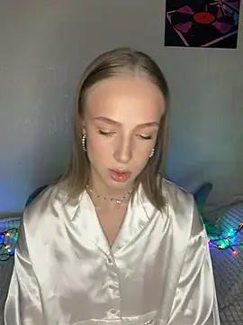 Snapshot of CaseyStar chatting on 28, 12, 2024 CaseyStar online show from 28, 12, 2024