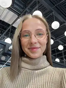 Snapshot of CaseyStar chatting on 15, 1, 2025 CaseyStar online show from 15, 1, 2025