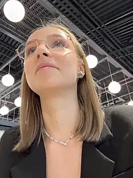 Snapshot of CaseyStar chatting on 19, 1, 2025 CaseyStar online show from 19, 1, 2025