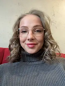 Snapshot of CaseyStar chatting on 14, 2, 2025 CaseyStar online show from 14, 2, 2025