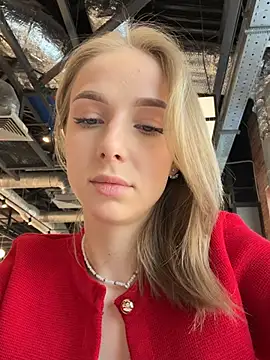 Snapshot of CaseyStar chatting on 28, 2, 2025 CaseyStar online show from 28, 2, 2025