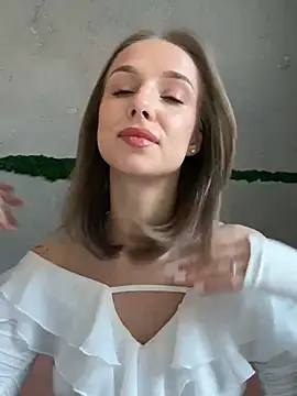 Snapshot of CaseyStar chatting on 6, 3, 2025 CaseyStar online show from 6, 3, 2025