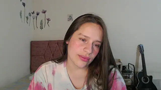 Snapshot of Serenity chatting on 9, 4, 2026 Serenity online show from 9, 4, 2026