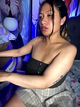 Im Little online show from 2, 12, 2024