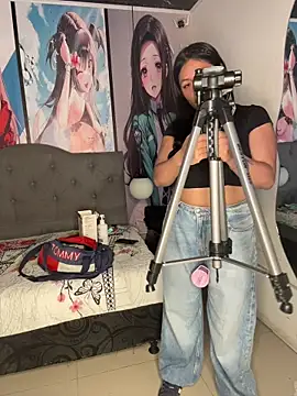 Snapshot of Im_Little chatting on 6, 6, 2026 Im Little online show from 6, 6, 2026