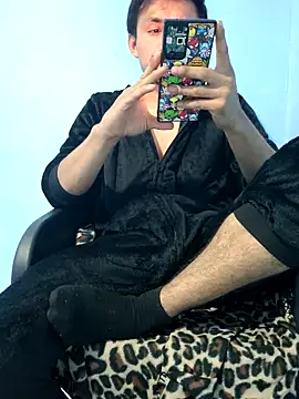 charlesss19 online show from 1, 12, 2025