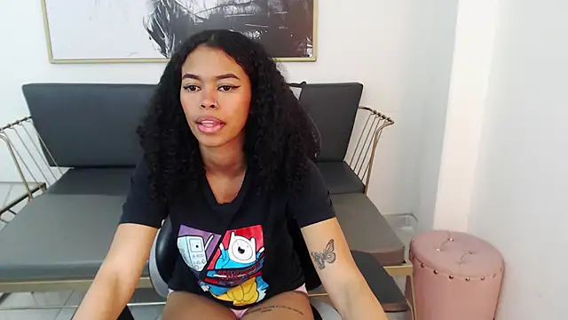 Shenna brunette  online show from 3, 12, 2024