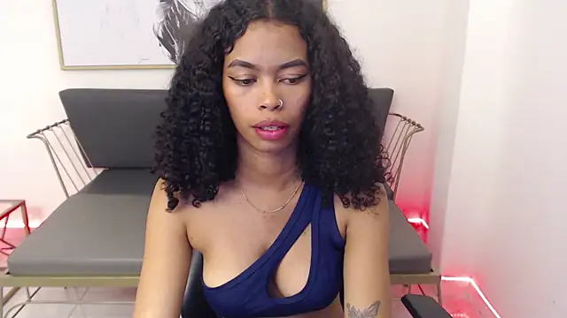 Shenna brunette  online show from 16, 12, 2024