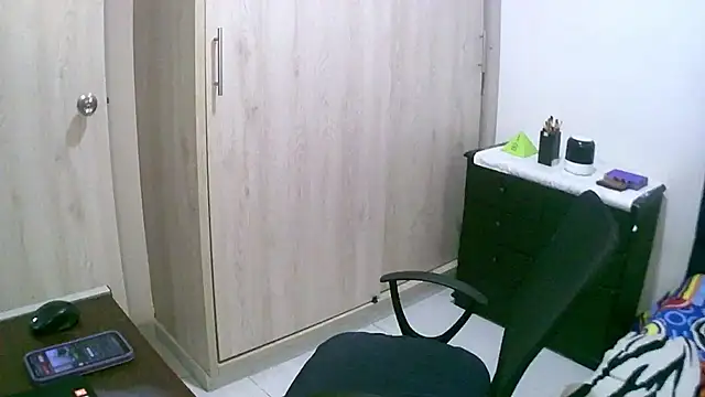 sexy diamante  online show from 29, 9, 2025