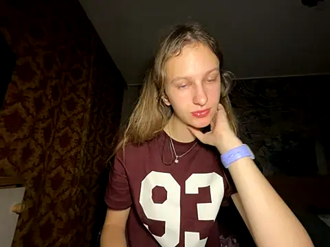 Snapshot of Eva_Angel3 chatting on 26, 9, 2025 Eva Angel3 online show from 26, 9, 2025