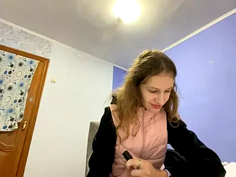 Snapshot of Eva_Angel3 chatting on 28, 9, 2025 Eva Angel3 online show from 28, 9, 2025