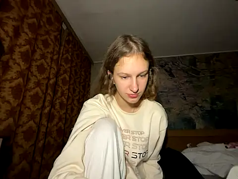 Snapshot of Eva_Angel3 chatting on 2, 10, 2025 Eva Angel3 online show from 2, 10, 2025