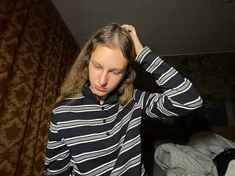 Snapshot of Eva_Angel3 chatting on 4, 10, 2025 Eva Angel3 online show from 4, 10, 2025