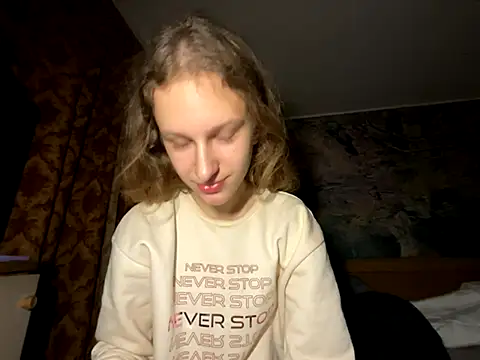 Snapshot of Eva_Angel3 chatting on 6, 10, 2025 Eva Angel3 online show from 6, 10, 2025