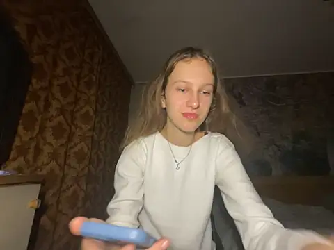 Snapshot of Eva_Angel3 chatting on 15, 10, 2025 Eva Angel3 online show from 15, 10, 2025