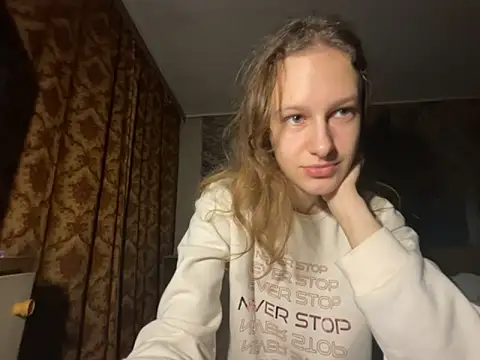 Snapshot of Eva_Angel3 chatting on 18, 10, 2025 Eva Angel3 online show from 18, 10, 2025