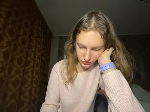 Snapshot of Eva_Angel3 chatting on 31, 10, 2025 Eva Angel3 online show from 31, 10, 2025