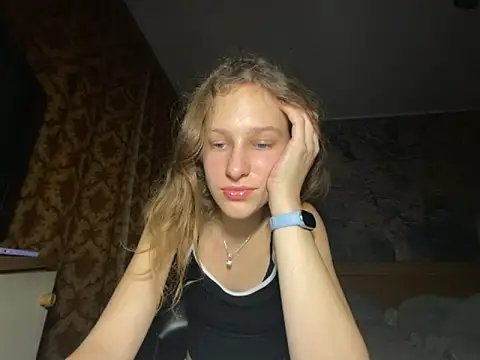 Snapshot of Eva_Angel3 chatting on 4, 11, 2025 Eva Angel3 online show from 4, 11, 2025