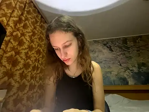 Snapshot of Eva_Angel3 chatting on 12, 11, 2025 Eva Angel3 online show from 12, 11, 2025