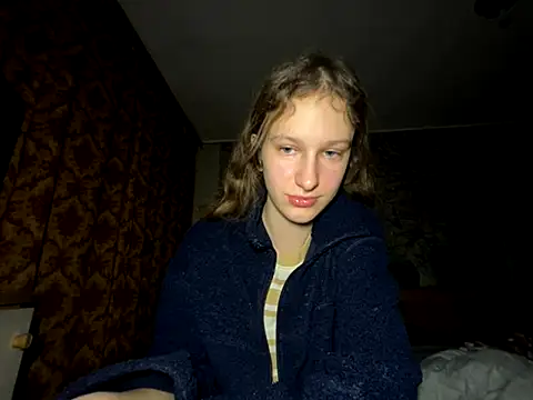 Snapshot of Eva_Angel3 chatting on 23, 11, 2025 Eva Angel3 online show from 23, 11, 2025