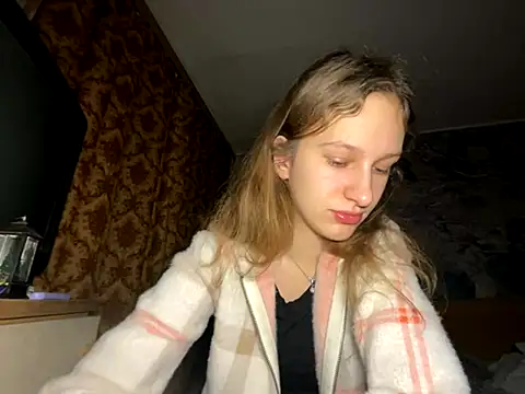 Snapshot of Eva_Angel3 chatting on 28, 11, 2025 Eva Angel3 online show from 28, 11, 2025