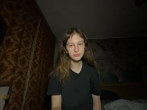 Snapshot of Eva_Angel3 chatting on 14, 12, 2025 Eva Angel3 online show from 14, 12, 2025