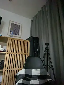 Snapshot of brazilianbbinuk chatting on 17, 12, 2024 brazilianbbinuk online show from 17, 12, 2024