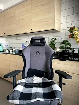 brazilianbbinuk online show from 28, 10, 2025