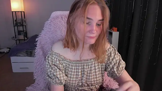 ReddHotPipper online show from 6, 5, 2026