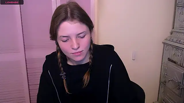 MissOliviaa  online show from 21, 12, 2024