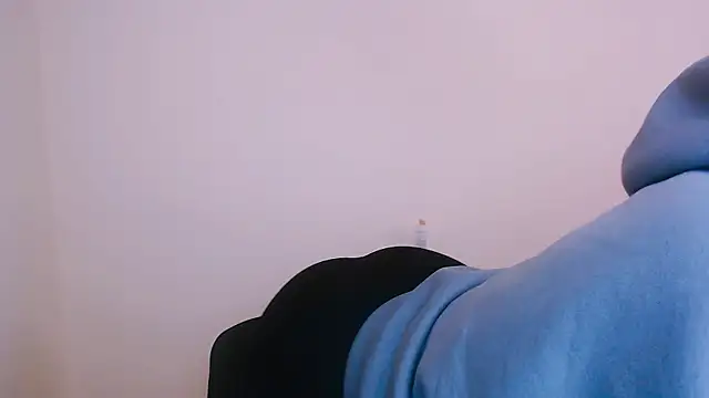 MissOliviaa  online show from 15, 1, 2025