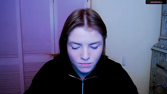 MissOliviaa  online show from 24, 1, 2025