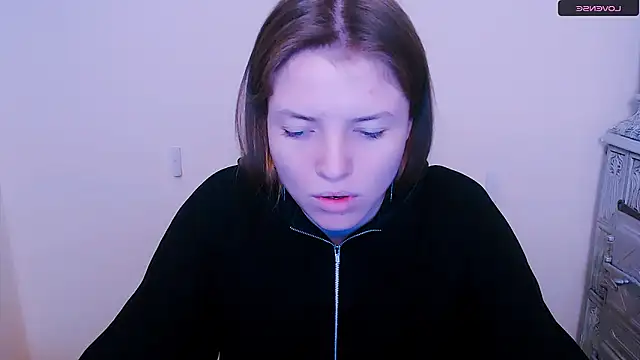 MissOliviaa  online show from 1, 2, 2025