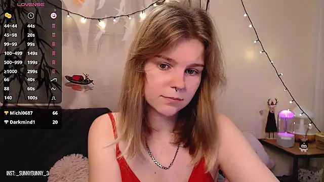 Snapshot of Moona_xx chatting on 7, 12, 2024 Moona xx online show from 7, 12, 2024