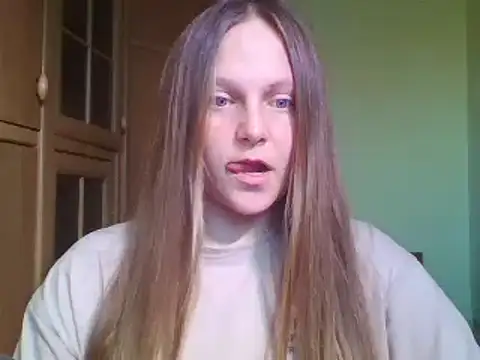 Evasapples online show from 11, 2, 2025