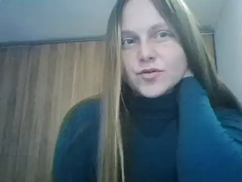 Evasapples online show from 2, 3, 2025