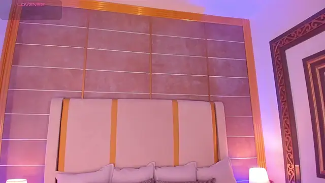 Snapshot of AbigailCarter chatting on 9, 10, 2025 AbigailCarter online show from 9, 10, 2025