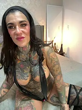Snapshot of remyflux666 chatting on 10, 6, 2026 remyflux666 online show from 10, 6, 2026