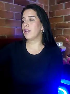 Gabriela squirt02 online show from 7, 1, 2025